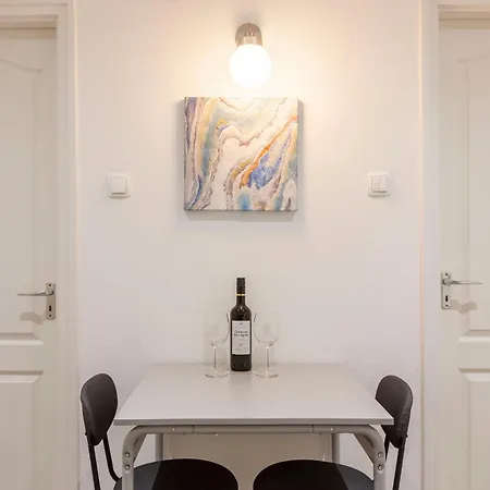 Rustic By Lh Apartment Budapest