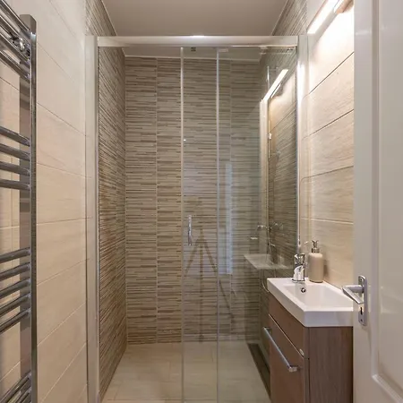 Rustic By Lh Apartment *