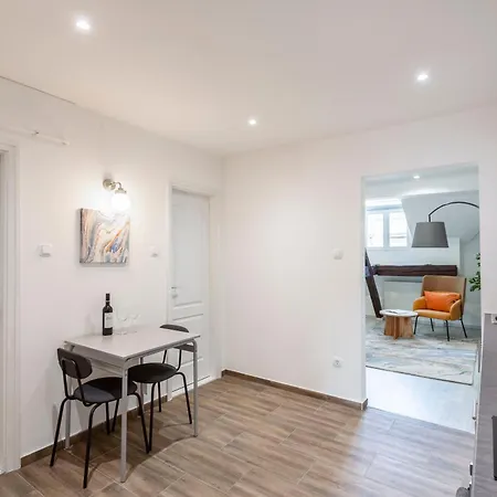 Rustic By Lh Apartment Budapest