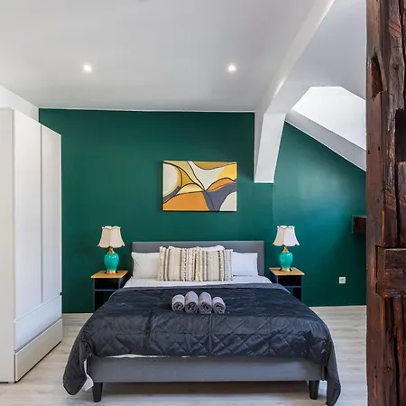 Rustic By Lh * ブダペスト