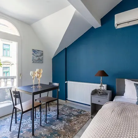 Apartament Rustic By Lh *