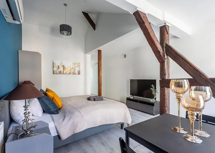 Apartment Rustic By Lh *